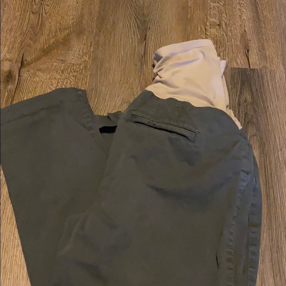 Gap full panel maternity chinos